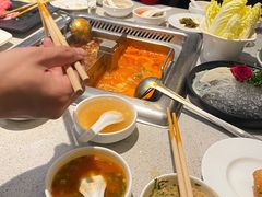 -海底捞火锅(咸阳丽彩万达店)