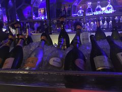 -OZONE 顶楼酒吧(香港丽思卡尔顿酒店)