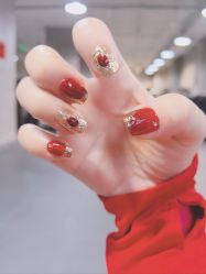 -桃色美甲沙龙