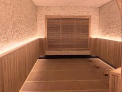 -涨巢·潮玩水疗局