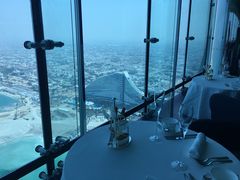 -迪拜帆船酒店海底餐厅