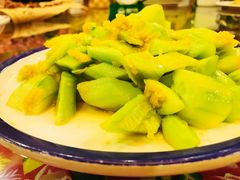 凉拌黄瓜-闯关东东北农家菜(崂山石老人店)