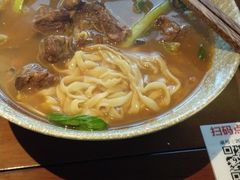 牛筋牛腩手擀面-坊门老街(宜山路店)