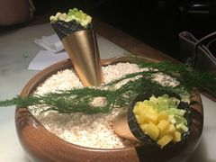 牛油果冰淇淋-桂满陇天书(南京德基旗舰店)