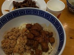 -沪西老弄堂面馆(定西路店)