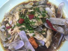 -小老板海鲜酒家(董家渡店)