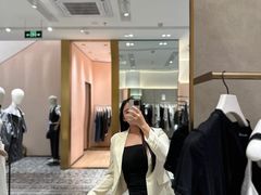 -百联奥特莱斯广场(武汉盘龙店)