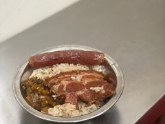 -梁阿婆廿年老牌扣肉糯米饭