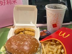 -麦当劳(北京大兴机场二层国内到达(安检外)店)