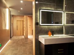 -得闲·高空SPA(东盟店)