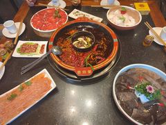 -香佰里鲜货火锅(佳乐金街店)