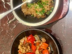 当红小炒肉石锅饭-新白鹿餐厅(爱琴海购物中心店)