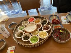 -包整·丝娃娃(一览甲秀楼风景店)