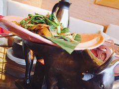 -云海肴·汽锅鸡·云南菜(天山百盛优客店)