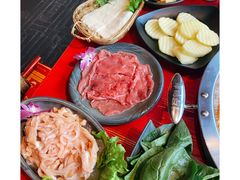 -谭鸭血老火锅(漳州路店)