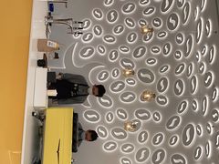 -麦当劳(徐汇漕溪北路百脑汇店)
