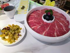 -洪氏嗨捞·广东猪肚鸡·椰子鸡火锅(西咸万象城店)