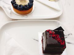 -UNI UNI(环亚凯瑟琳店)