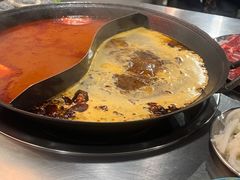 -鹿鸣山草本茶香火锅(园西路店)