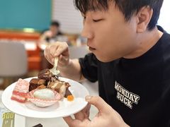 -金马门国际美食百汇(珞喻路店)