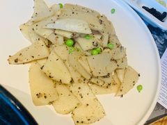 松露酱炒笋尖-小大董·烤鸭(观景餐厅·南京西路店)