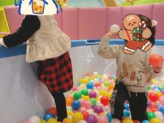 -上海滴水湖皇冠假日酒店