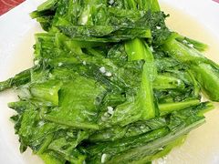 炒油麦菜-滑记海鲜饭店·老字号(海鲜街店)