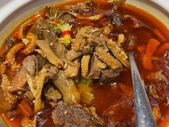 鲜辣牛三鲜-老湘亲·品鉴湘菜(蔡塘爱琴海店)