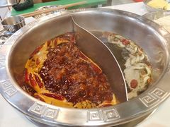 鸳鸯锅底-憨铁匠老火锅(龙岗万科里店)