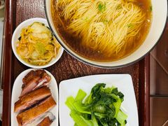 -百年老字号·观振兴蟹黄面·三虾面·苏式面(观前街富仁坊巷店)