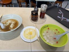 -老桐椿 · 上海大馄饨