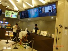 -英皇UA电影城(瑞虹天地月亮湾)