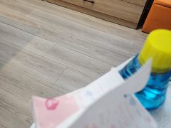 -天空之镜眼镜店蔡司依视路配镜授权零售店(望京颐堤港店)