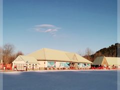 -十三陵雪世界滑雪场