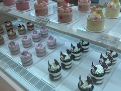 -好利来(上海长宁龙之梦店)
