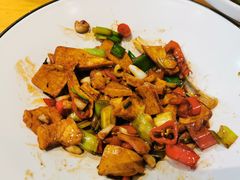 -胡子大厨·超级小炒肉(晶耀前滩店)