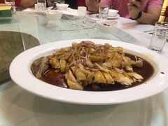 红葱头捞大阉鸡-宜宾海鲜酒家·三十年老字号