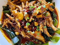 砂锅油焖凤爪-汉虾王.小龙虾.武汉菜.粤菜(科技园店)