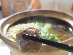 -广味炭炉鸡煲(宝业路分店)