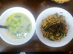 -三百碗宝应长鱼面(板仓街店)