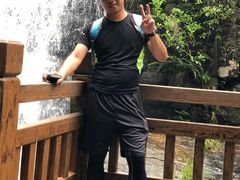 景点-黄满寨瀑布