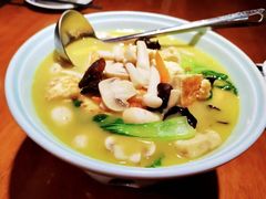 杂菌手工豆腐-涌觅名灶·本地海鲜宁波菜(财富广场店)