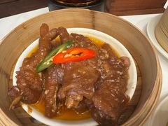 蜜汁蒸凤爪-白天鹅宾馆-宏图府餐厅
