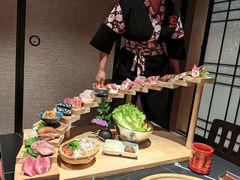 -山川小町·极番烧肉(新地假日广场店)