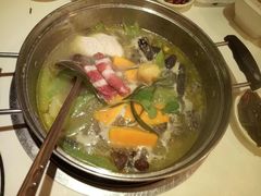 -一席地·本地鸡窝·杭帮鸡火锅(萧山银隆百货店)
