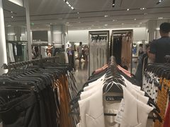 -ZARA(熙地港店)