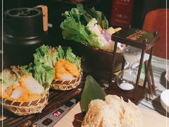 -大头椰·椰子鸡火锅(南宁万象城店)