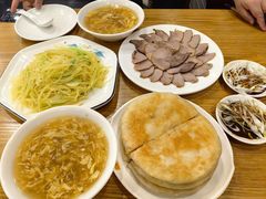-李连贵熏肉大饼(沈阳站店)