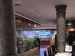 -八府香鸭·啫啫煲(华山路店)