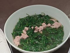 猪润浸枸杞叶-惠食佳(滨江大公馆店)